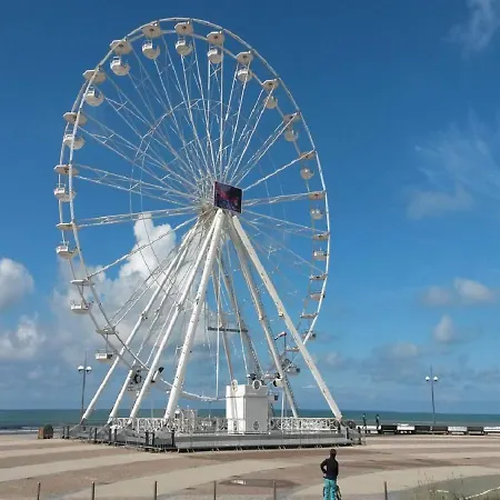 Mobile - Sleeps 6 - Parking - Family Pools *