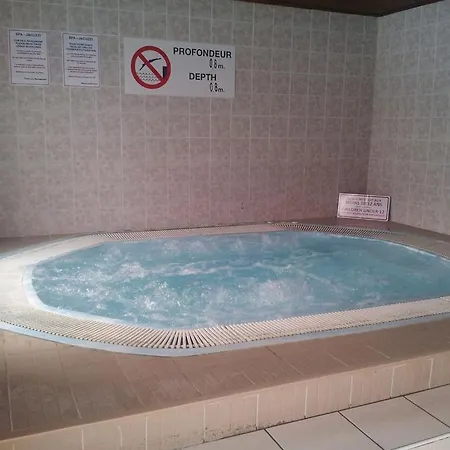 Casa vacanze Mobile - Sleeps 6 - Parking - Family Pools *