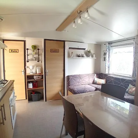 Mobile - Sleeps 6 - Parking - Family Pools Casa vacanze *